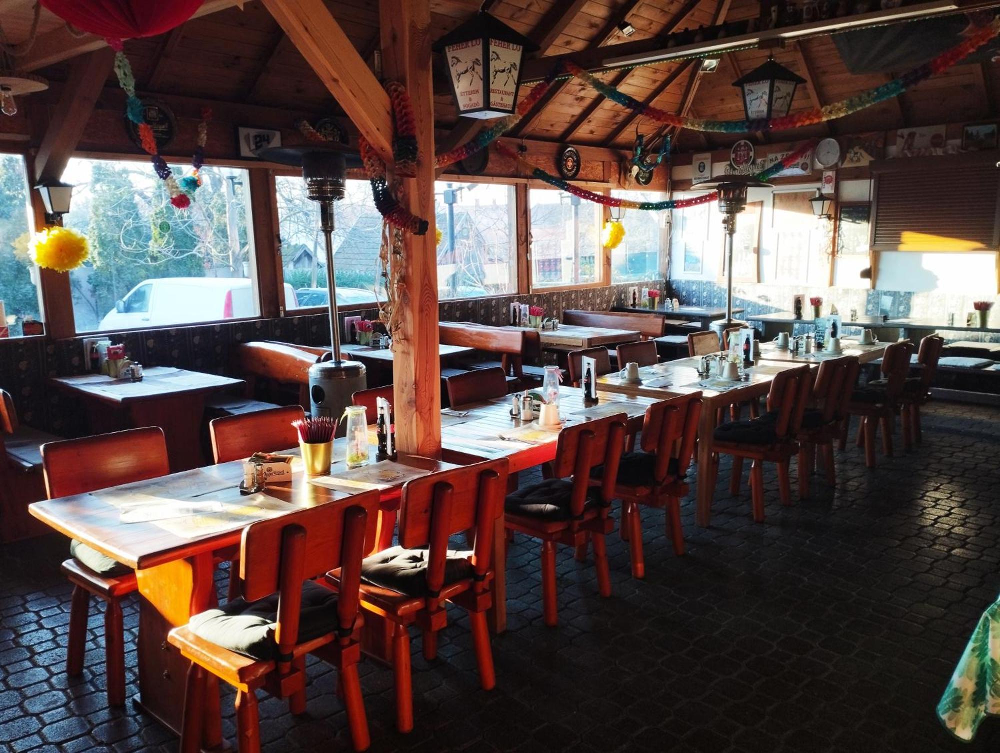 Feherlo Vendeghaz & Restaurant Buk Ngoại thất bức ảnh