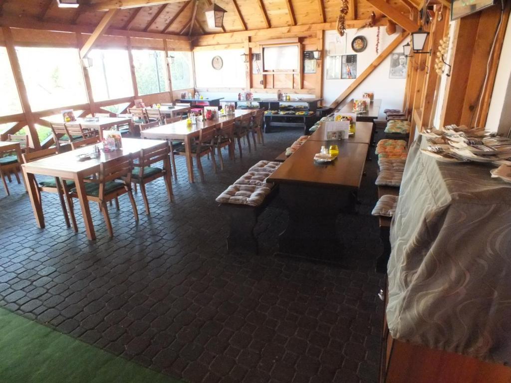 Feherlo Vendeghaz & Restaurant Buk Ngoại thất bức ảnh